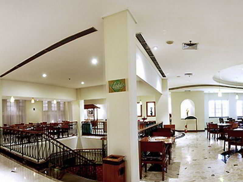 Arcadia Surabaya Hotel 外观 照片